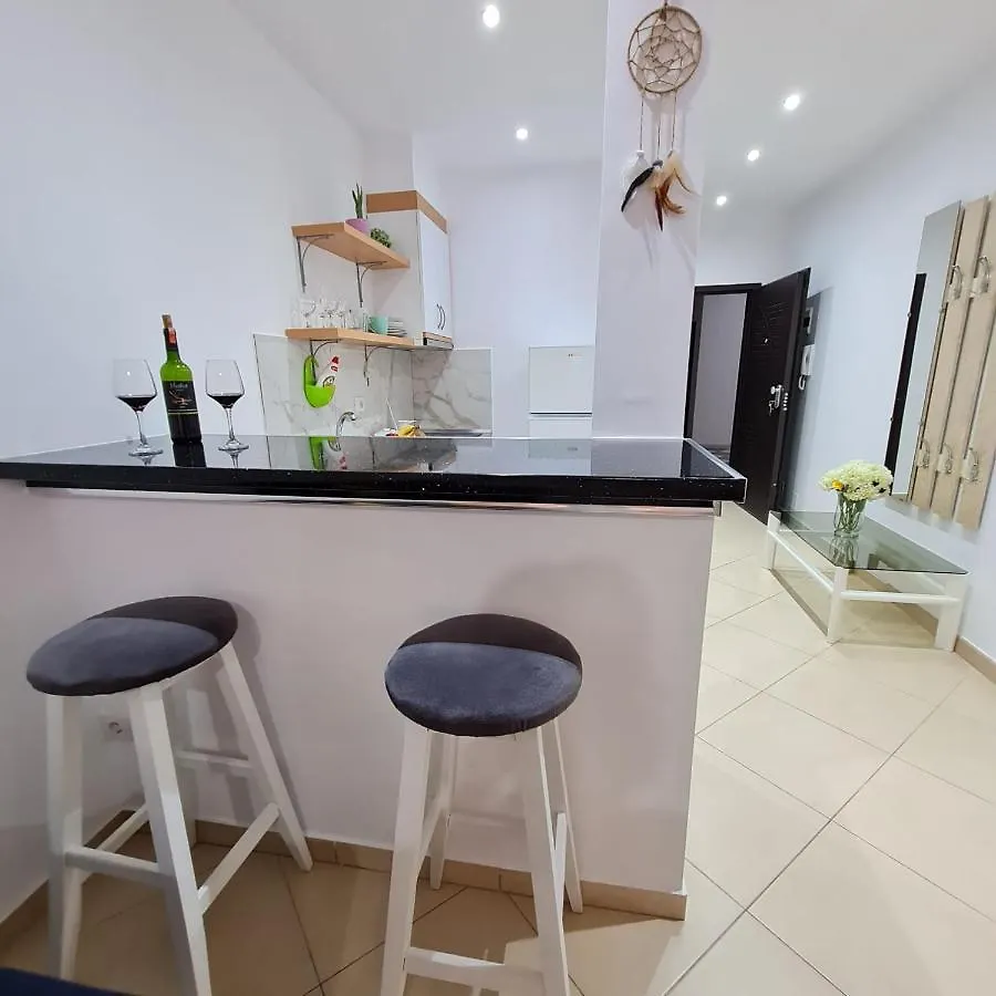Studio By The Beach - Vlorë