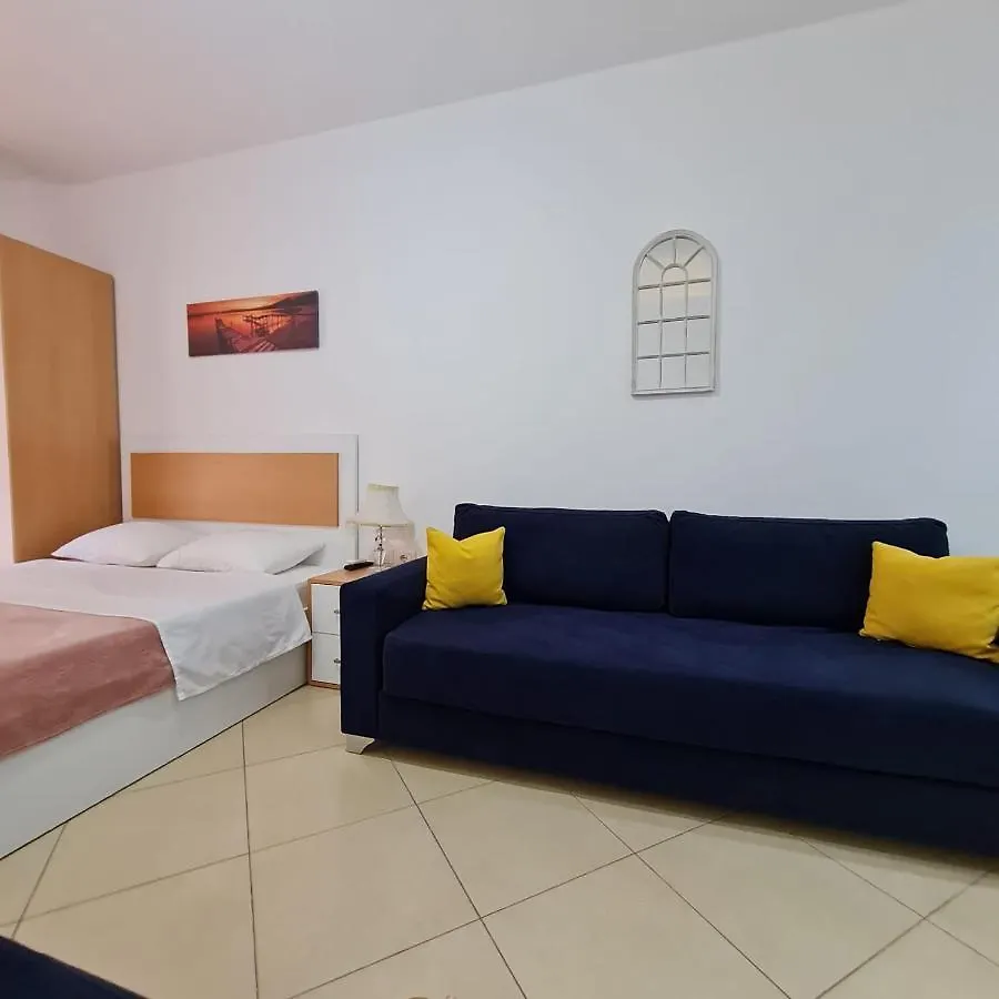 Studio By The Beach - Vlorë