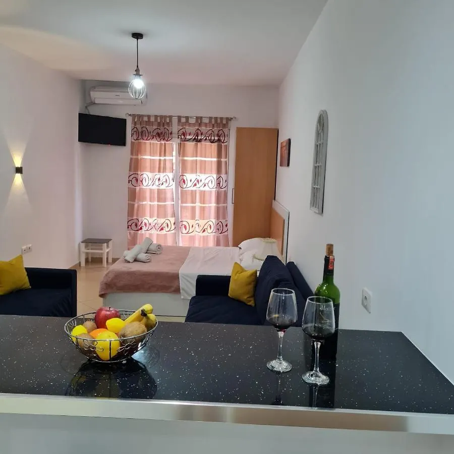 Appartamento Studio By The Beach - Vlorë